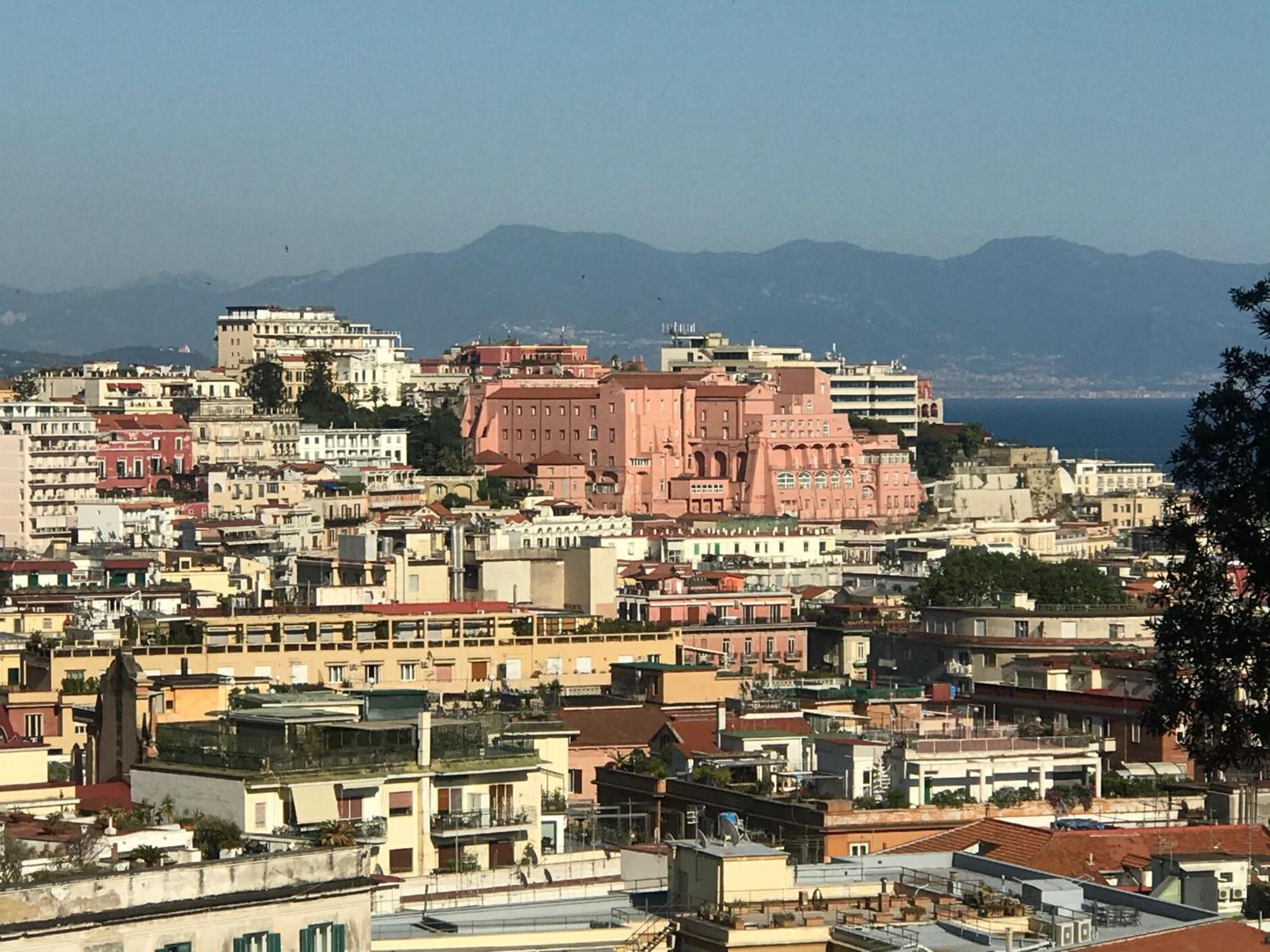 Casa Vacanze Pizzofalcone 41b Napoli Esterno foto