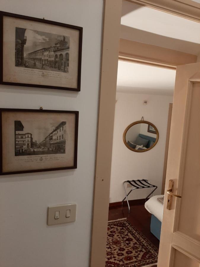Casa Vacanze Pizzofalcone 41b Napoli Esterno foto