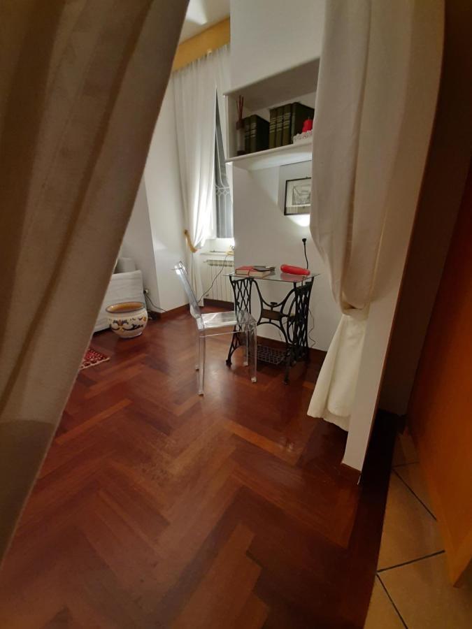 Casa Vacanze Pizzofalcone 41b Napoli Esterno foto