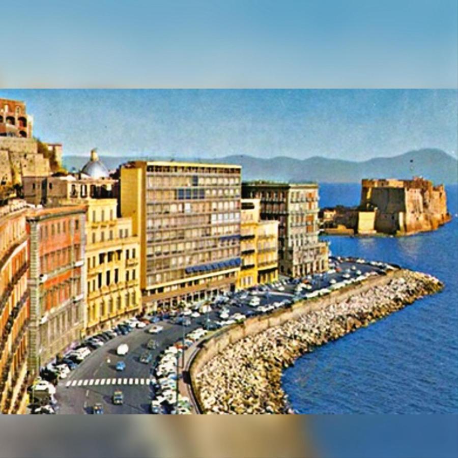 Casa Vacanze Pizzofalcone 41b Napoli Esterno foto